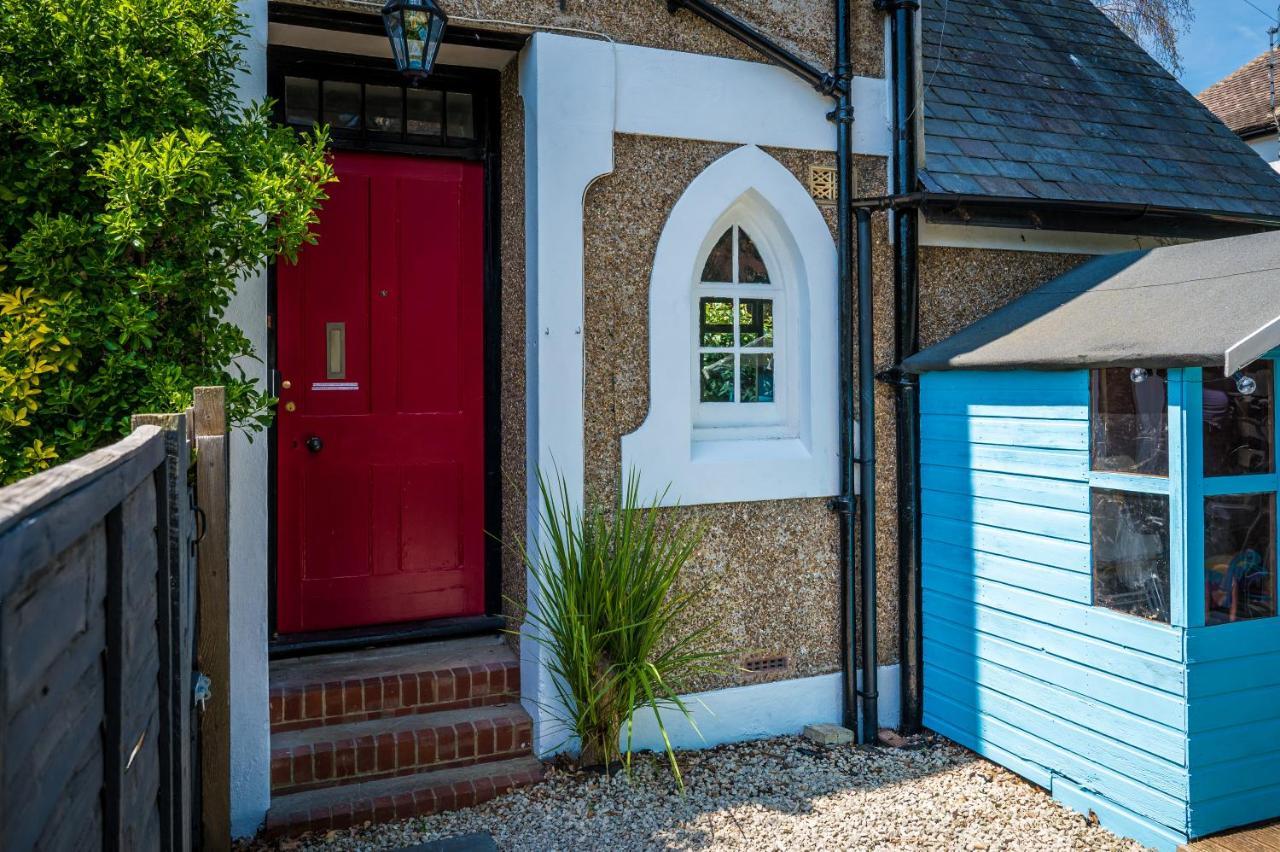Birdsong & Pine: Parking & Garden Apartment Worthing Exterior photo